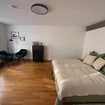 Ferienwohnung Zum Leoparden Im Herzen Von Erfurt - Ueber 100Qm